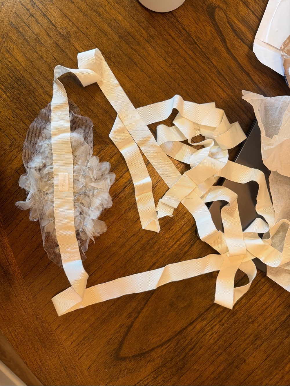 Vera Wang Sample Sale Swarovski Crystal & Tulle Bridal Sash/Belt - Picture 4 of 5